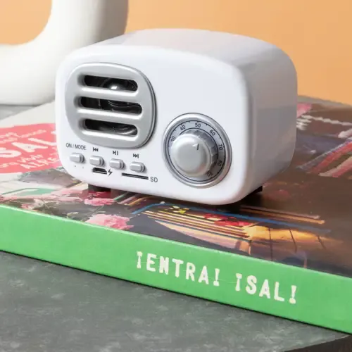 Altavoz vintage Bluetooth compacto con estilo retro ref 21020 - 04
