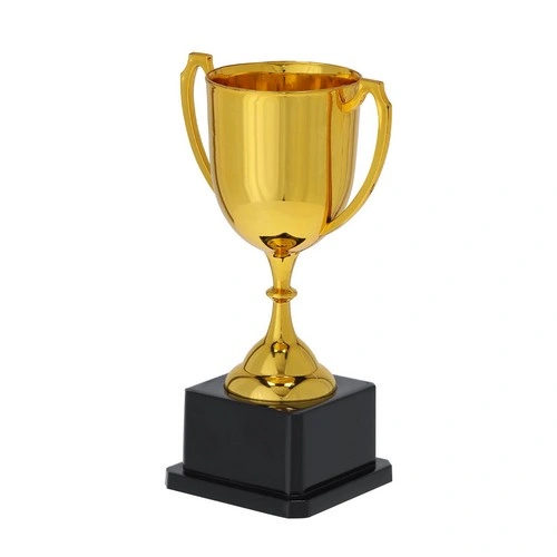 Trofeo dorado con acabado brillante y asas elegantes ref 21859