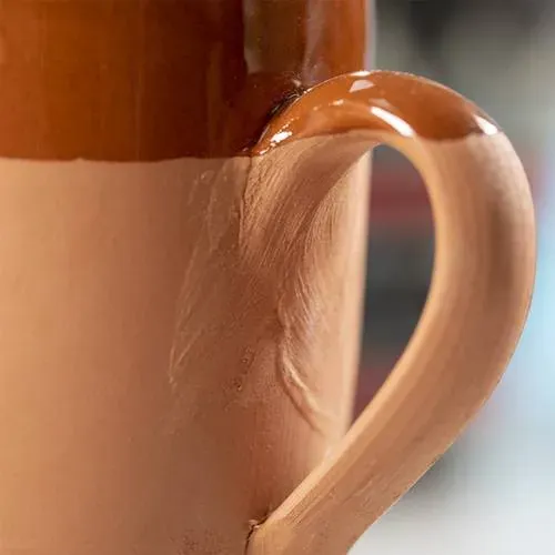 Taza clásica de barro sostenible con diseño curvado ref 2660 - 01