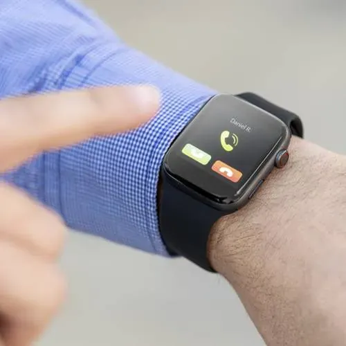 Reloj inteligente con BT calling y monitor de salud ref 6746