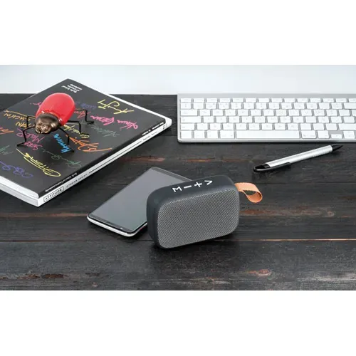 Altavoz portátil inalámbrico con micrófono ref 97395 - Principal