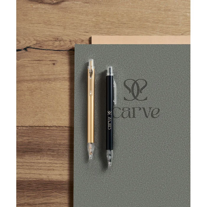 Bolígrafo de aluminio reciclado Nosta personalizable ref mo3185 - Dorado Mate 01