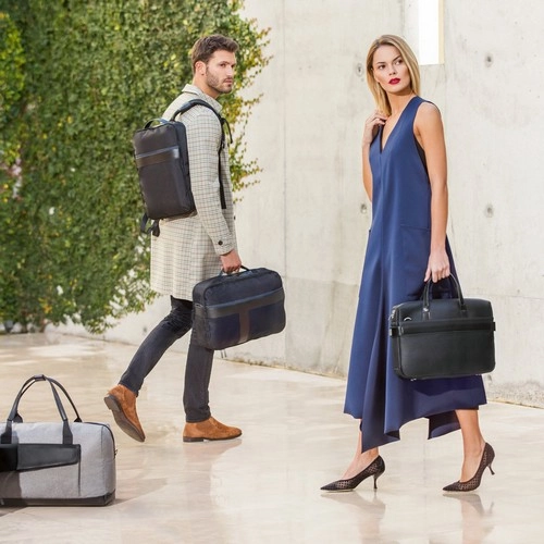 Bolso de viaje práctico y elegante con compartimento espacioso ref 92521