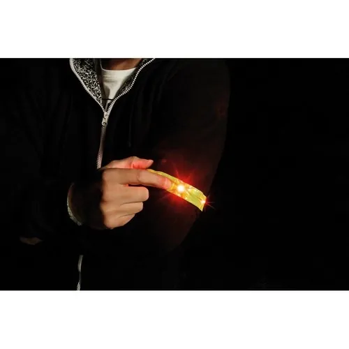 Brazalete reflectante LED rojo ajustable con función flash ref 98515 - Amarillo 04
