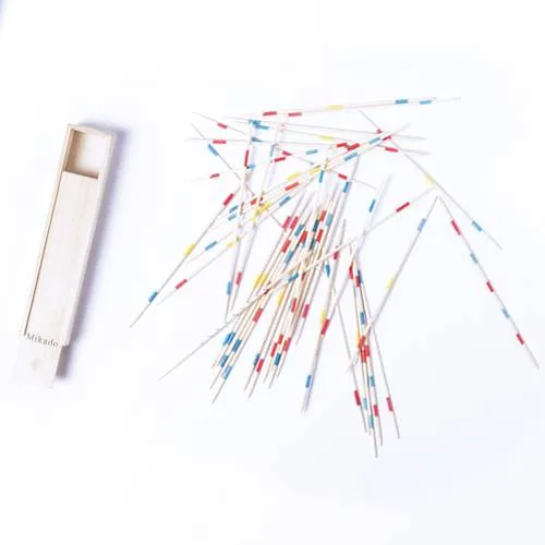 Juego de habilidad mikado con 41 palitos de madera ref 5718