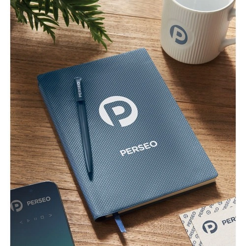 Libreta A5 con tapas duras y bolígrafo giratorio ref MO2524