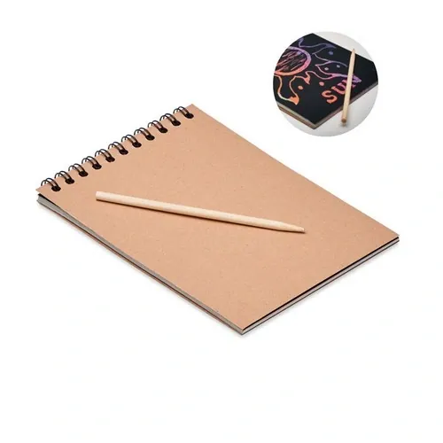 Libreta Kraft con 10 Hojas Negras para Rascar ref MO6699 - Front Madera