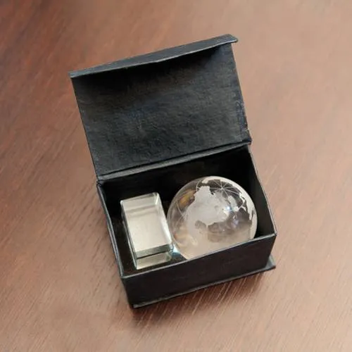 Bola de cristal planeta Tierra con base para marcaje ref 3661