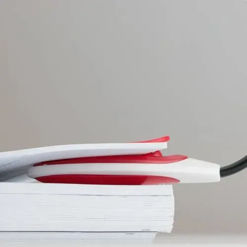 Lámpara led de lectura flexible con pinza sujeción ref 3585