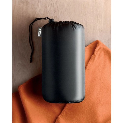 /complementos/manta-polar-rpet-musala-en-funda-ref-mo9935.html