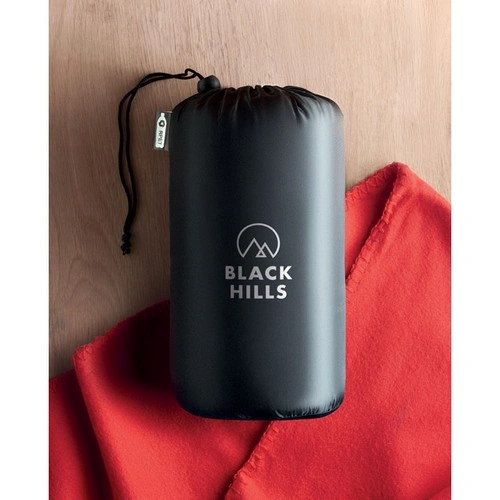 /complementos/manta-polar-rpet-musala-en-funda-ref-mo9935.html