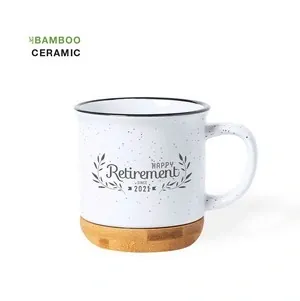 Taza de cerámica vintage con base en bambú