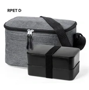 Nevera rpet con fiambrera y cubiertos reciclados
