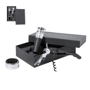 Set de vinos negro con 3 accesorios en estuche