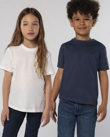 Camiseta niño de algodón con cuello reforzado