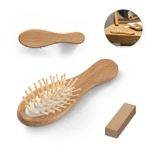 Cepillo de madera con cerdas de bambú ideal para viajes