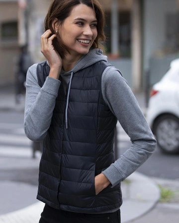 Chaleco acolchado ligero repelente al agua