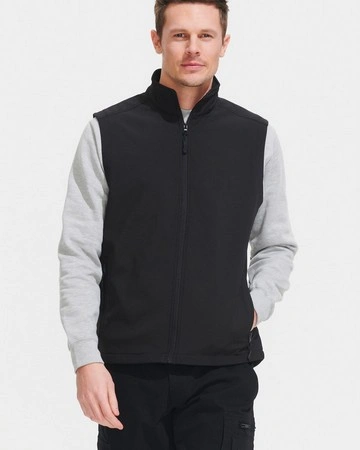 Chaleco softshell con forro polar interior