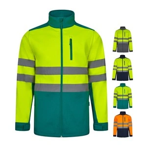 Chaqueta soft shell bicolor con interior polar