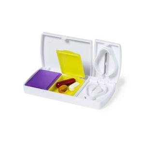 Pastillero blanco con 2 compartimentos y cuchilla