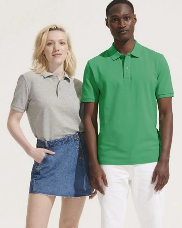 Polo de algodón orgánico con cuello acanalado