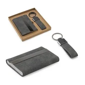 Conjunto tarjetero y llavero de metal reciclado