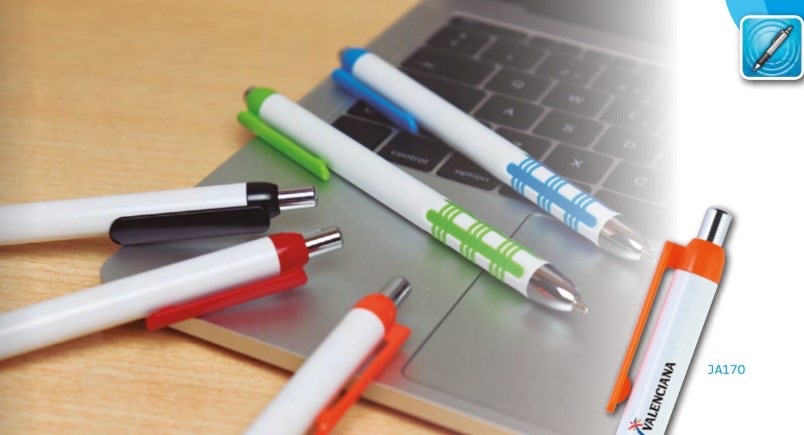 Artículos de oficina personalizados indispensables para hacer Home Office